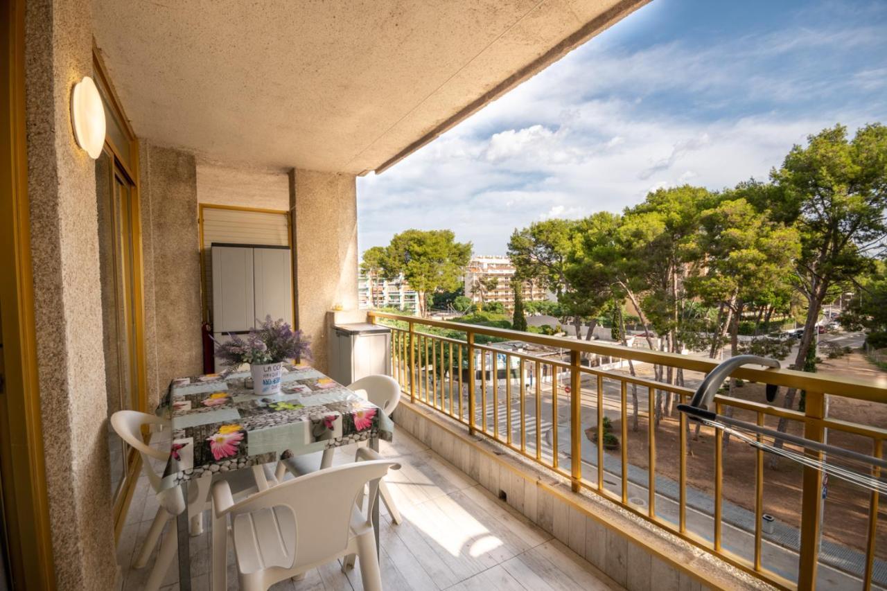Salou-piscina-playa Port Aventura1 Apartment