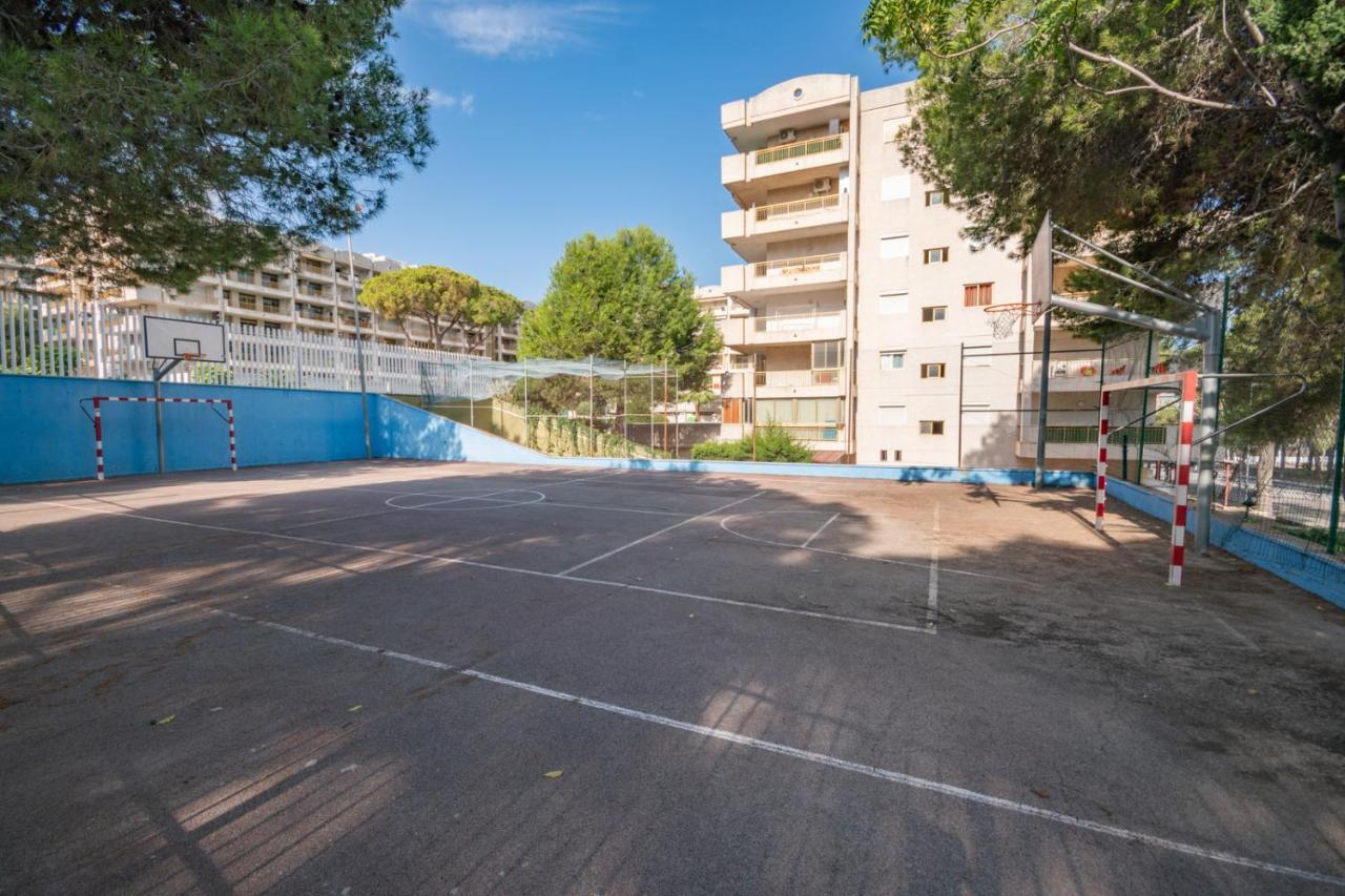 Salou-piscina-playa Port Aventura1 Apartment *